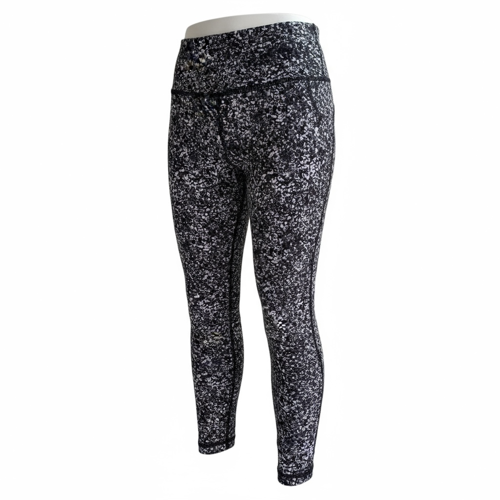 Mayón para niña talla L (10-12) color negro marca ALL IN MOTION – Única pieza