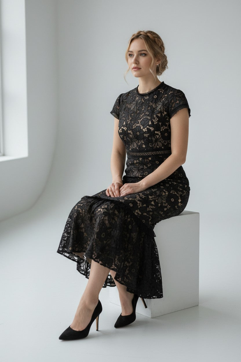 Vestido Largo de Fiesta Negro con Encaje SHOSHANNA- Talla 4