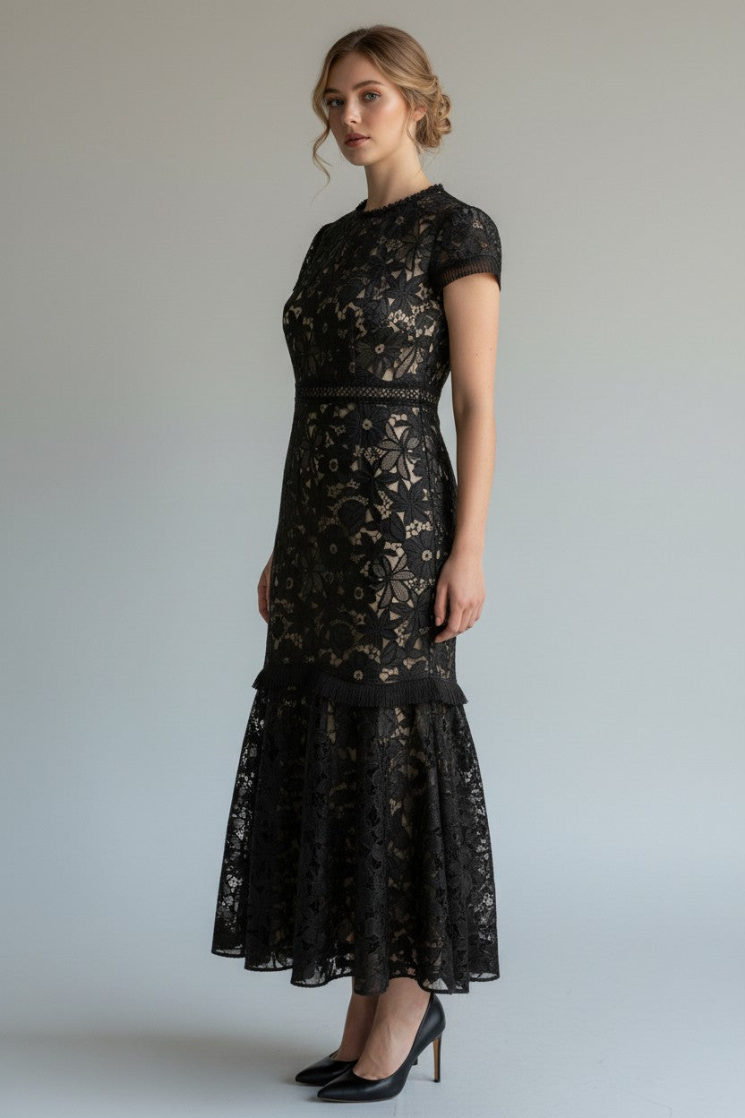 Vestido Largo de Fiesta Negro con Encaje SHOSHANNA- Talla 4